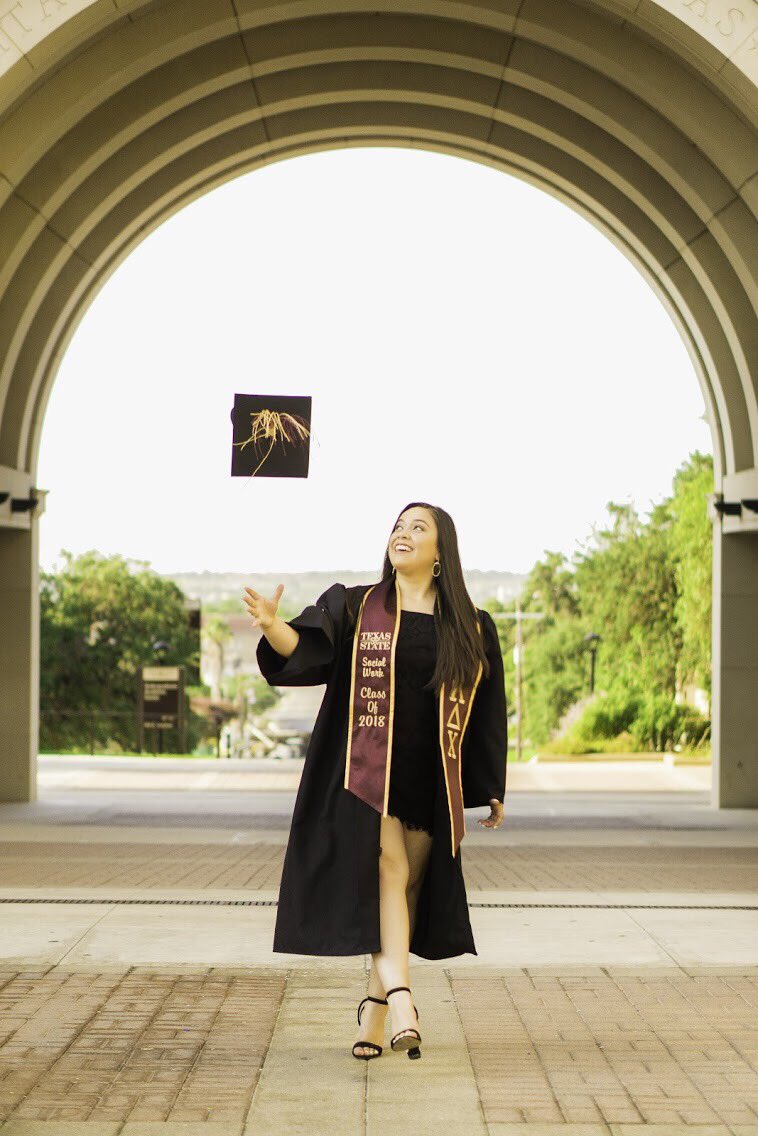 Only one Sunday left from here until May! #graduationpictures #atxphotographer #utaustin #TXST #austintexas #sanmarcos