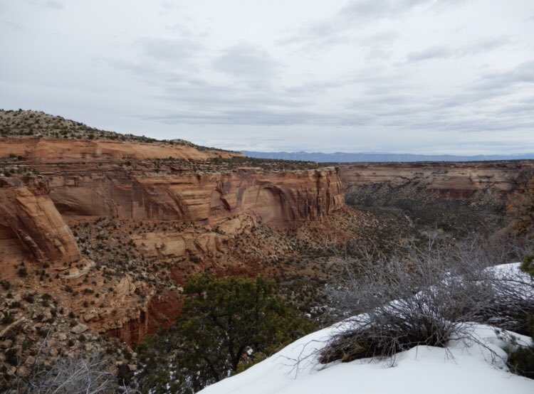 Loving our spring break trip in Colorado so far! Today we hiked the Coke Ovens Trail at the Colorado National Monument! Now it’s time to head to practice and get ready for our game tomorrow against Westminster #AnchorUp