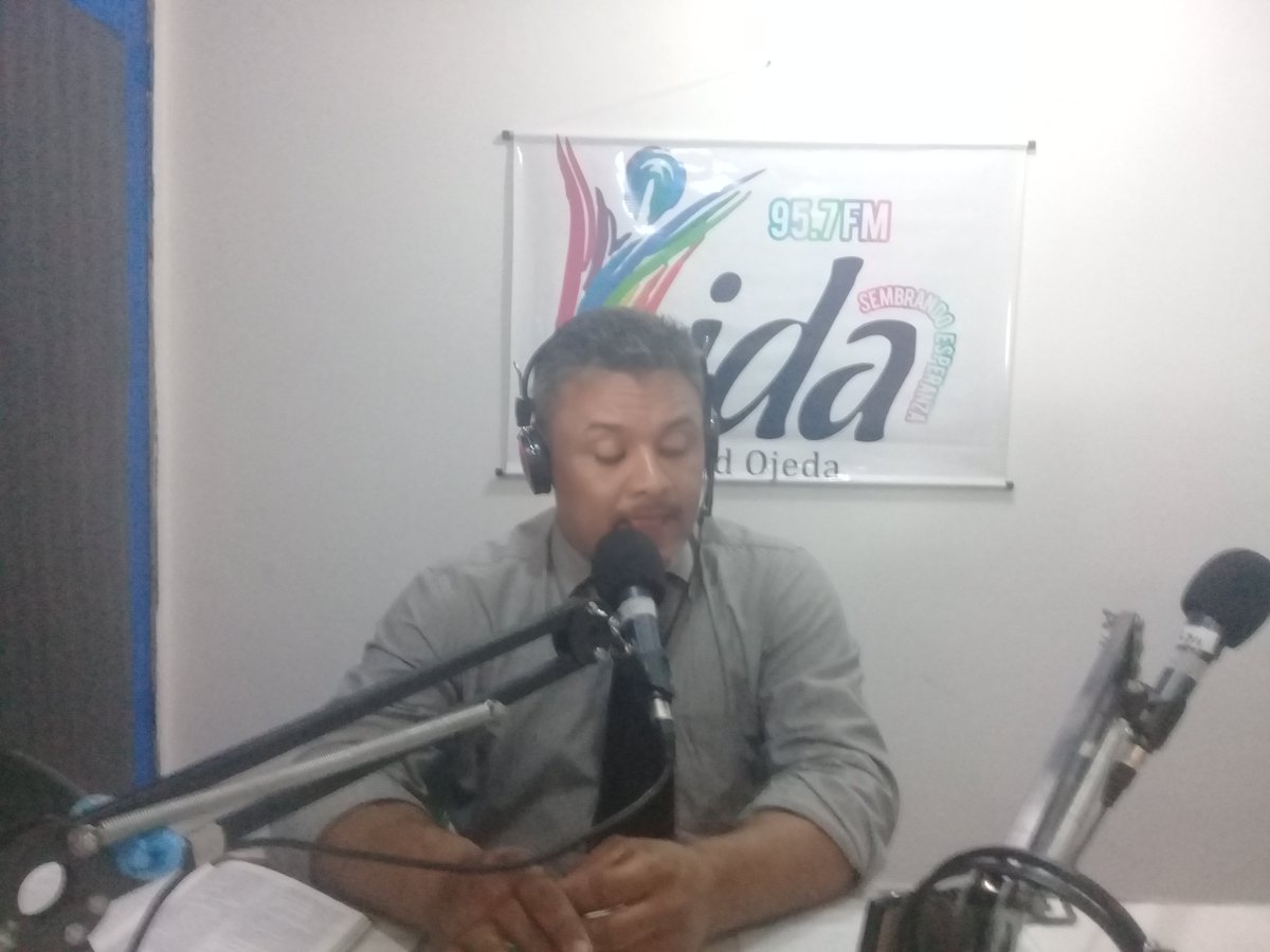 RadioVida95's tweet photo. #SIEMPREALAIRE por Vida 95.7FM
En sintonía con La Ciencia Del Vivir con Gregory Olivares juntos a un Tema muy especial como es" La Ley Del Talión".🤗🎙 https://t.co/uJYXBugnB1
