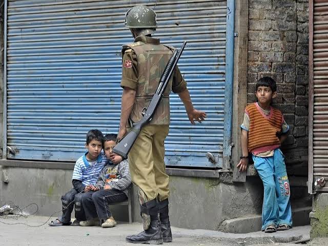 Anon_Noticer's tweet photo. Hey @UNICEF your not so "goodwill ambassador" @priyankachopra endorsed @adgpi involved in killing and endangering Kashmiri children. You really couldn't find anyone else?? #removepriyanka https://t.co/DEh41wls8f