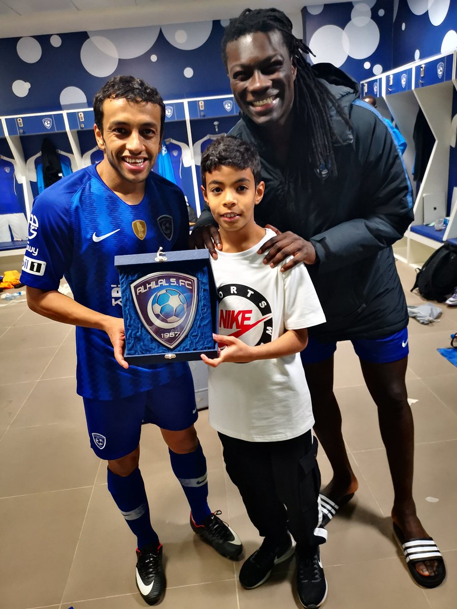 nshg40's tweet photo. @Ahmed_alshmrani نعم كلام صحيح الصوره أبلغ من الكلام وهذا اكبر دليل.
شكراً يا نادي الزعيم الملكي وابني فيصل مبسوط. https://t.co/p0U9gyBgDX