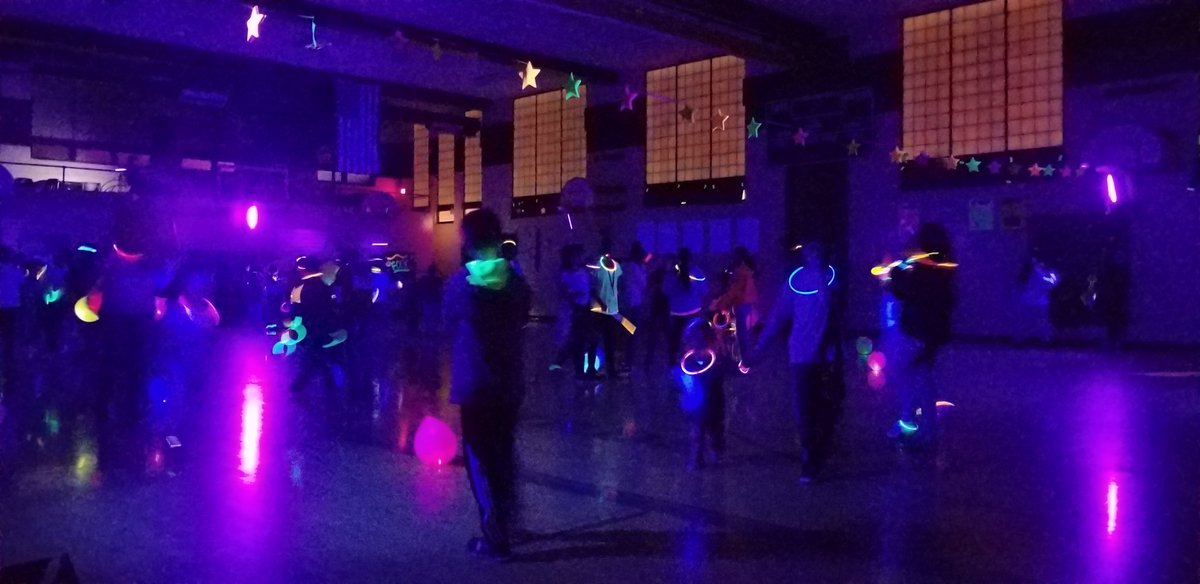 CoachMrLopez's tweet photo. John Marshall by night https://t.co/8tL6e3nho0