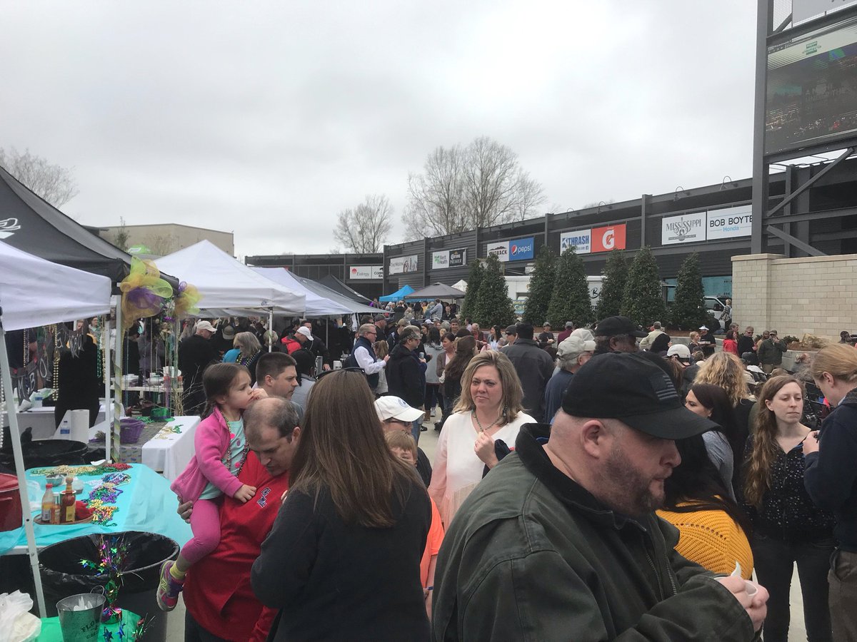 .<a href="/BarleysBeerBarn/">Barley's Beer Barn</a> gumbo cooking team is killing it the gumbo cookoff in Brandon, MS