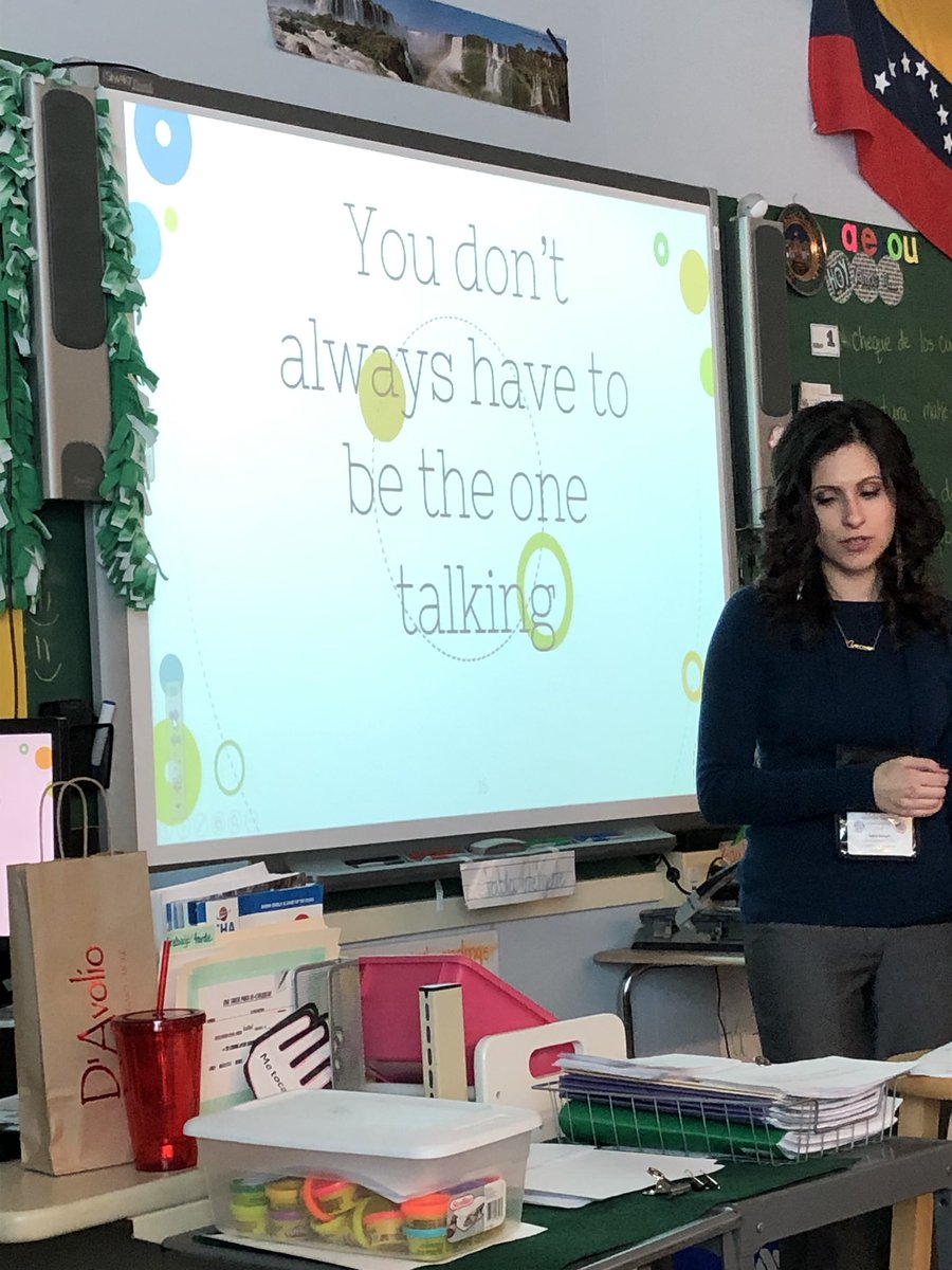 PapillonAnne's tweet photo. Sara Moyer gives techniques to begin working CI into instruction.  #WNYFLEC19 #nysachat #nysaflt #langchat #oplearns https://t.co/wa7ROc2zeY