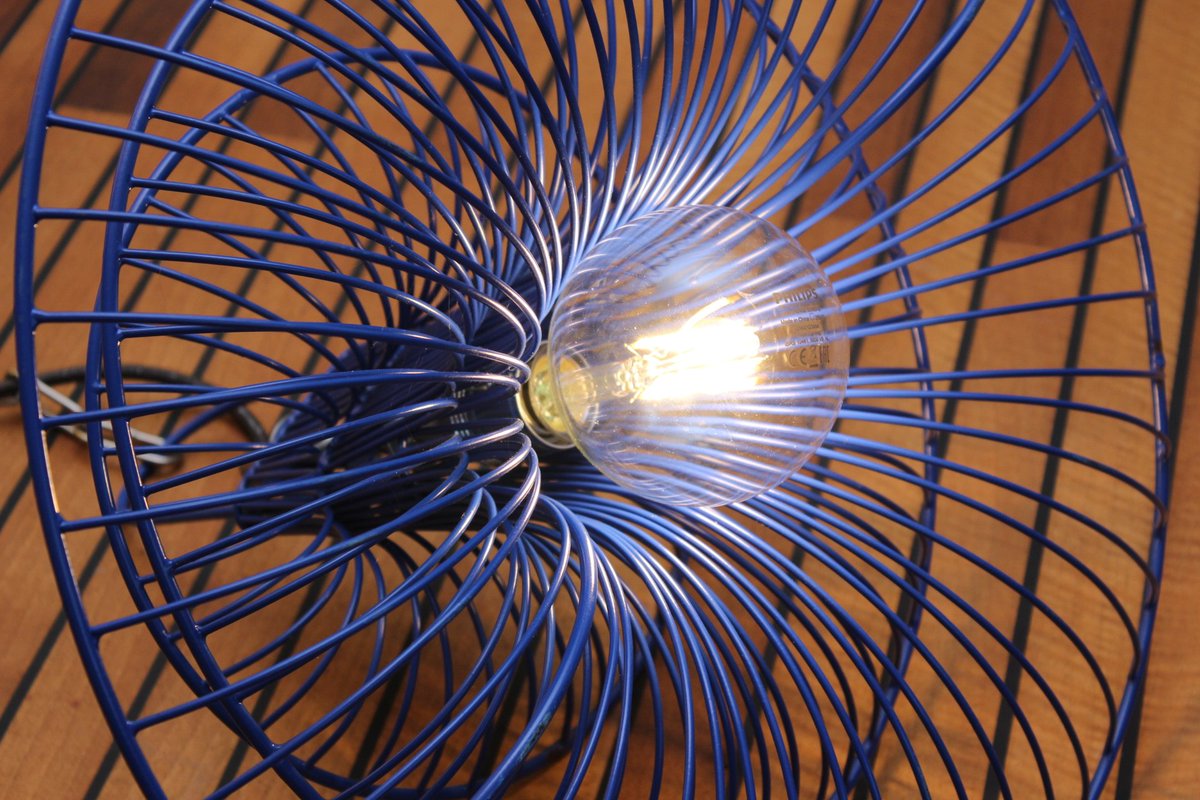 TomBaumberger's tweet photo. New in my shop, colourful upcycling lamp
https://t.co/GaKRCZx62o
#lampenbau #lightcreation #lamp #customlamp #lampdesign #upcycle #industriallamp #vintageinterior #customlighting #lampe #lamp #interiour #UpcycledHour #upcycledcreations https://t.co/gQU2SgPYth
