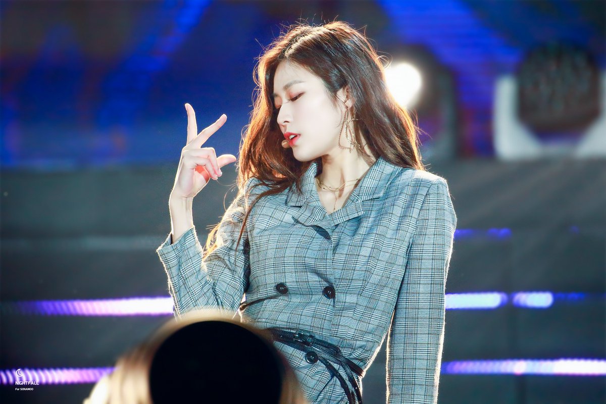 NightFall tweet media