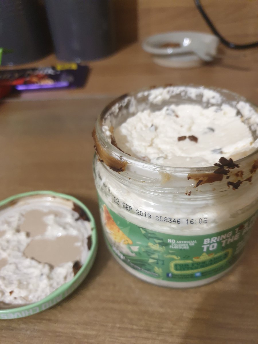 shitereviews's tweet photo. @DoritosUK I can't even contemplate dipping my chips in this. What is that disgusting mess round the outside? 🤮 https://t.co/a6QTNmFH0P