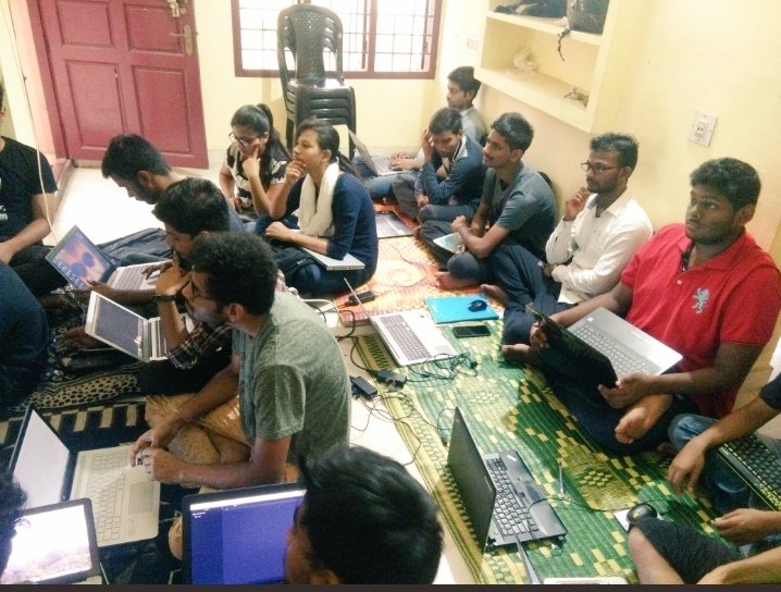 Abhishe35130370's tweet image. 1st step towards dream...😎
#codebucket #cblab