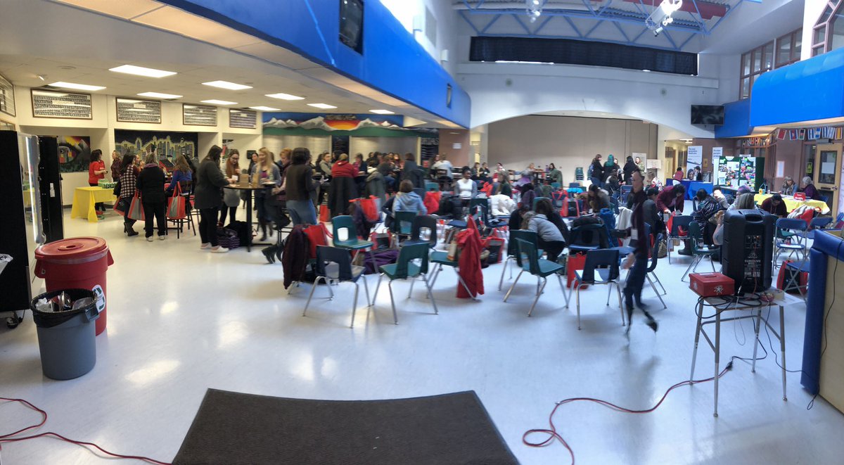 FoothillsChild1's tweet image. Conversation is buzzing.. #CareMatters.