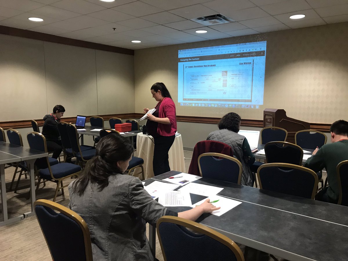 MidStatesCSS's tweet photo. Escaping the lecture with digital breakouts with @SrtaLisa from Hershey Middle School! #MSCSS19 https://t.co/OYPagMOBI1
