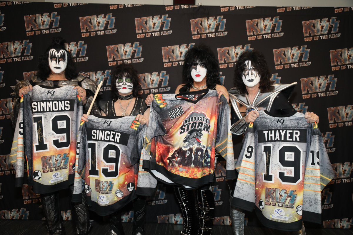 MatSnesrud's tweet photo. Kiss night jerseys unveiled by the band. Jerseys Rock! https://t.co/GjUSPPcjzr