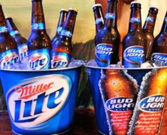thepointwv's tweet photo. Dang.   I was really hoping for more lacrosse!!!   $12 domestic buckets for WVU b-ball !! https://t.co/w9wjSmvQmr