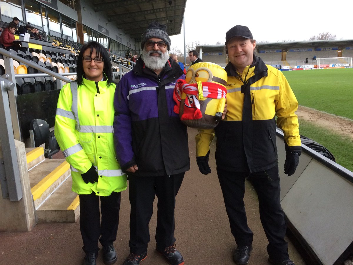 MinionDerrick's tweet image. The stewards @burtonalbionfc were very friendly and helpful and were particularly nice to Derrick the Minion giving him a security tag 😊