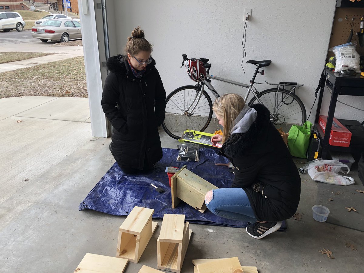 HubbardBirdLab's tweet photo. Spent the afternoon assembling some nestboxes for eastern bluebird...fun with power tools! https://t.co/Bc2Nlf6ESt