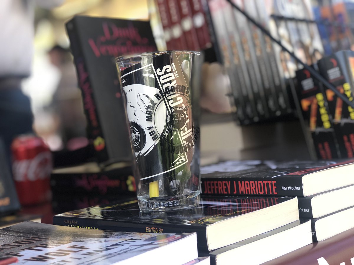 ZiaRecords's tweet photo. Left a little surprise at our friends @JeffMariotte @MarcyRockwell booth! Go over and say hello at the @TFOB https://t.co/Iq56DrFtK9