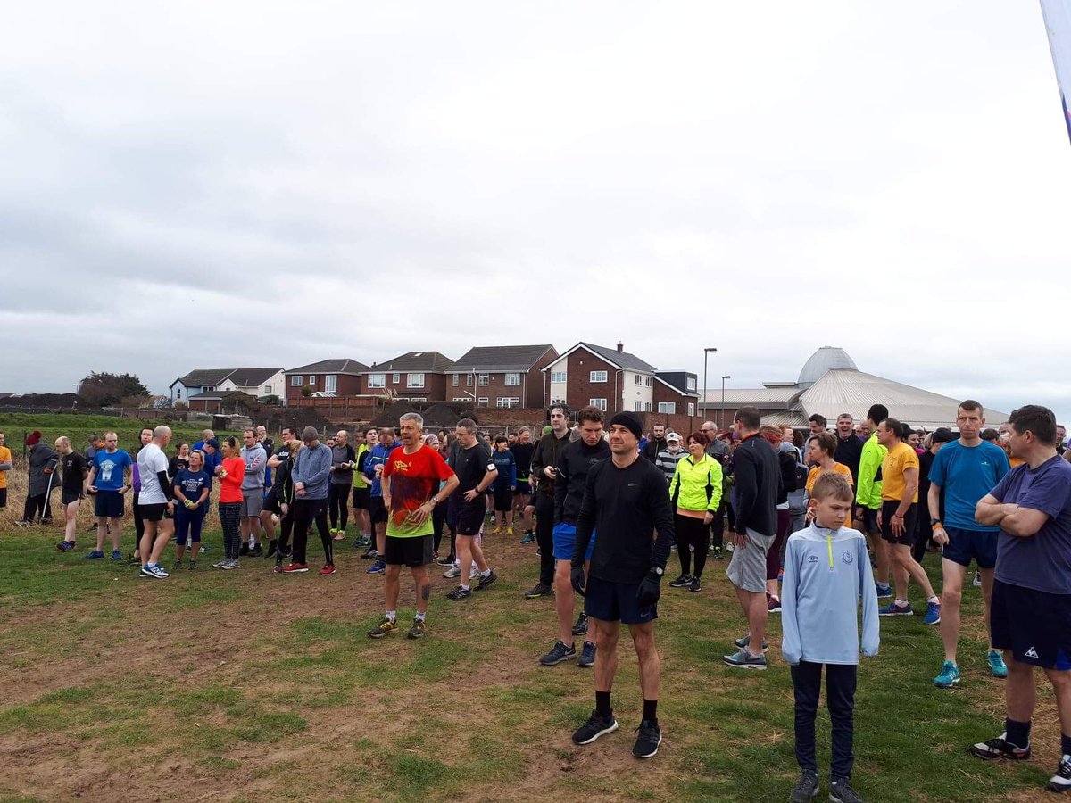 crosbyparkrun1's tweet photo. Some pictures of the grass start this morning. #crosbyparkrun #crosbybeach #crosby #parkrunuk #pakrun #loveparkrun #ukrunchat https://t.co/mUr1NjEDCQ