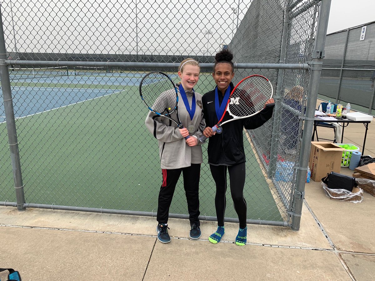 ham_283's tweet photo. #MHSDogs First Varsity tennis medals Kat and Leah #2ndplace https://t.co/M9rfy4EvMO