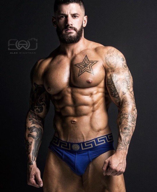 johnnyfromthedn's tweet photo. #muscle #OMM #Swole #BeastModeLoading #stud @CorneliusO1 @OsosMusculososM @muscleworshipuk https://t.co/9IupwyhzRp