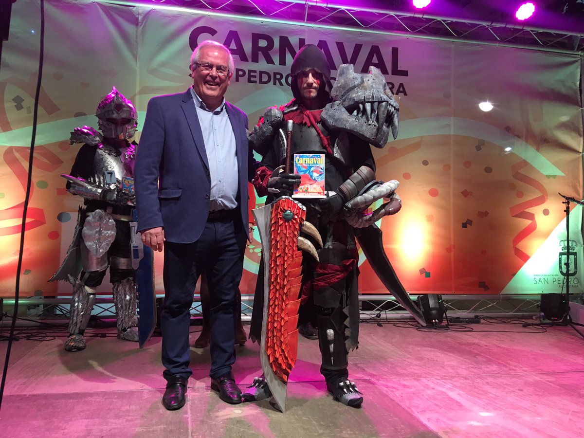 TenenciaSPA's tweet photo. Estos son los ganadores del concurso de #Disfraces en categoría individual en el #DesfileDelHumor de #SanPedroAlcántara. ¡Enhorabuena! #Carnaval #DisfrutaSanPedro #Fiestas https://t.co/fDehXHSGCL