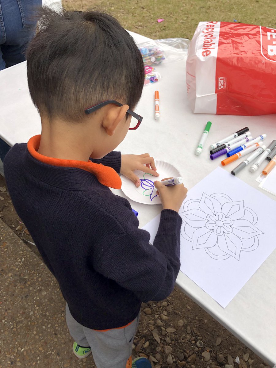 jpopinski's tweet photo. Our Grizzlies loved #UTexplore #UTaustin @GTGrizzlyBears @gtprincipal186 #AISDproud https://t.co/csNcvf7tXb