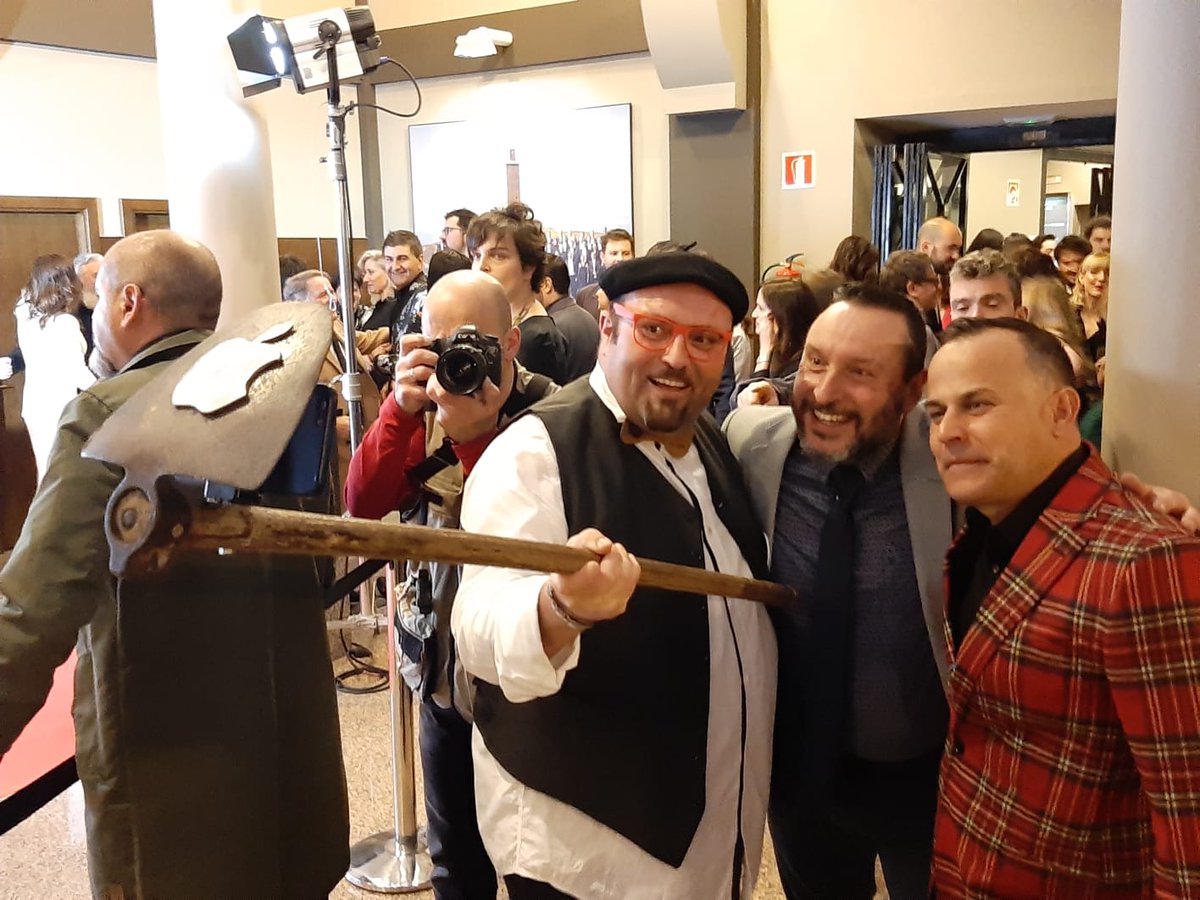 ALCALDEJOS's tweet photo. #MestreMateo19
#Turvegal
#ekipoturvegal
#sachoselfie
@Turvegal @fidelmartin @jesusbemposta @jesusbemposta @guillerminasogo @AcademiaGalegaA @TVGalicia @SecretGalicia @XulioVD @karlosdiaz @MyLifeOnVacatio @loves_galicia @ManuelDeRoque @destinocun @beg_online @Marcovolador1 https://t.co/bFylyPHG15