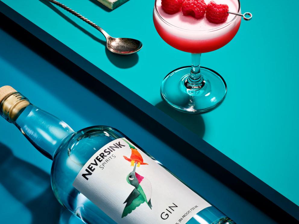 5 Gins With Offbeat Botanicals to Try Now buff.ly/2SE0fQL via <a href="/foodandwine/">Food & Wine</a>