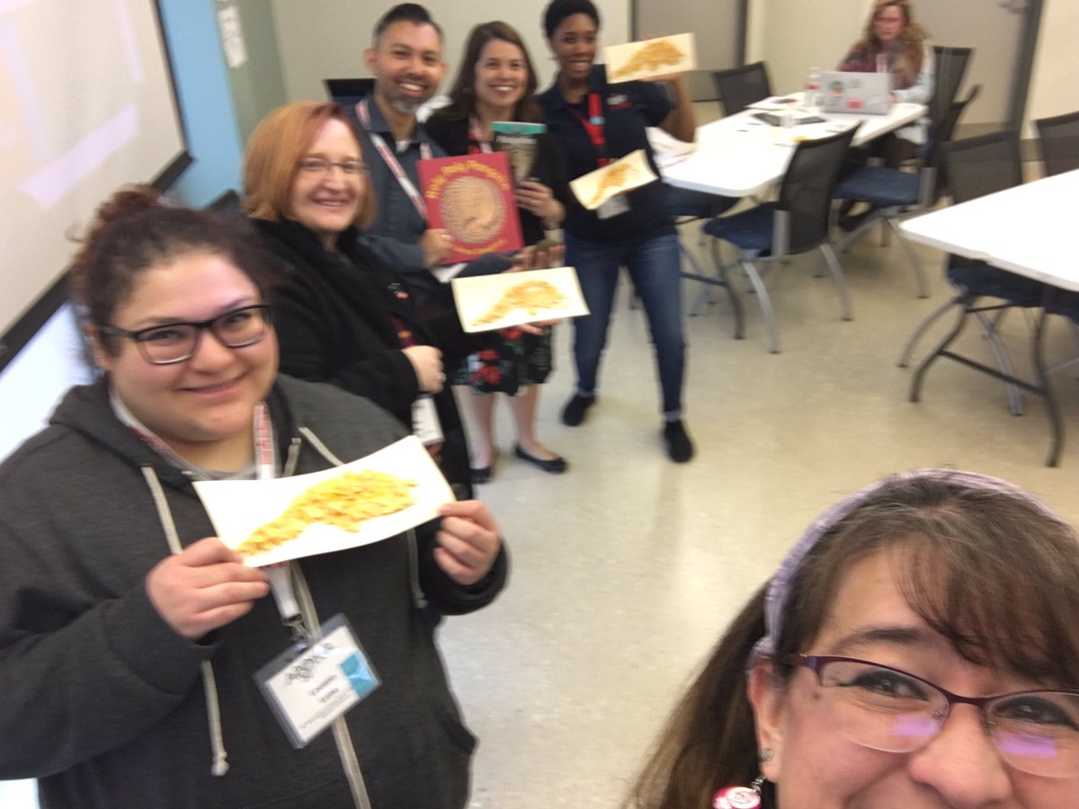 LusZoch's tweet photo. Shout to SAISD Mission Academy presenters, Leo Contreras and Ms. Ibarra, at San Antonio - Challenger Learning Center @SAISD @PattiSalzmann https://t.co/ejzhEATIqL