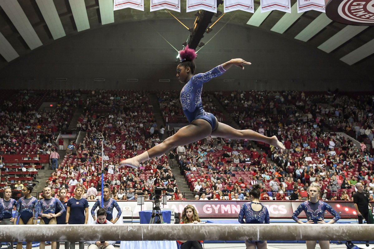 AuburnGym's tweet photo. 📸 Through the lens 

Take another look back from last night's performance at Alabama!

#WarEagle https://t.co/zHjW87ng1A
