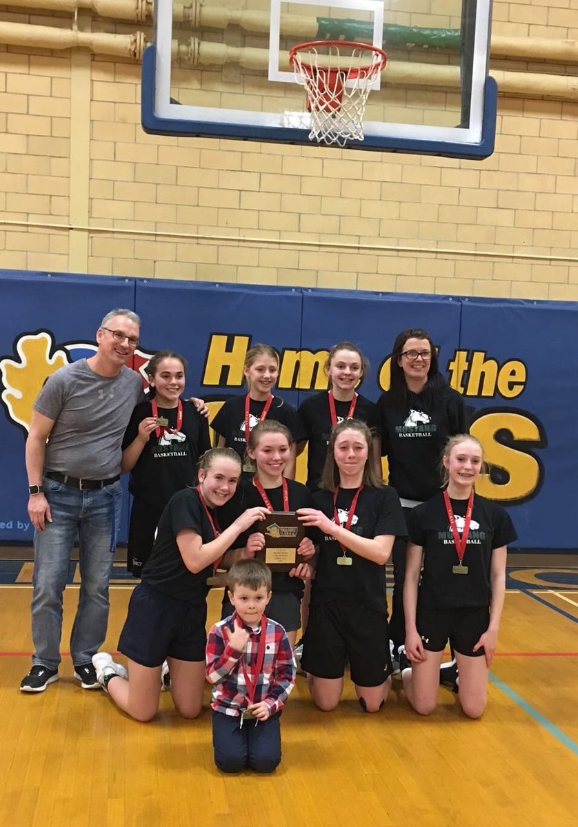 MH_Mustangs's tweet photo. THAMES VALLEY CHAMPIONS! Congrats to our Lady Mustangs on a terrific season! #goldmedal #tvdsbathletics @JacqMS1981 @DaveWestaway8 @jamesejames @PaulSydor https://t.co/y6MmZMWBzJ