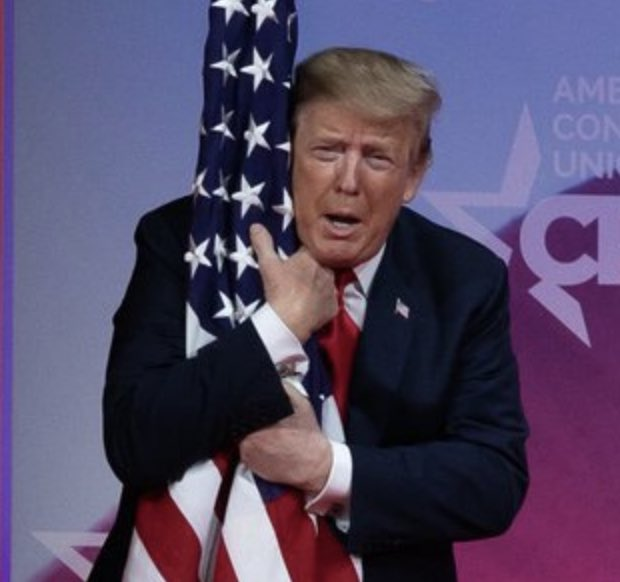 RealMuckmaker's tweet photo. Tell me three things wrong with this picture, Mucksters? https://t.co/rM2sx6MTbo