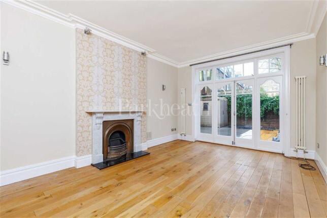 GROUND FLOOR RENTAL MOMENTS FROM BELSIZE PARK UNDERGROUND
Contact Parkheath Belsize Park 020 7431 3104

 * Newly renovated two double bedroom apartment  
 *  Private decked garden 
 * Modern kitchen/diner with all appliances 
 
 parkheath.com/property/resid…