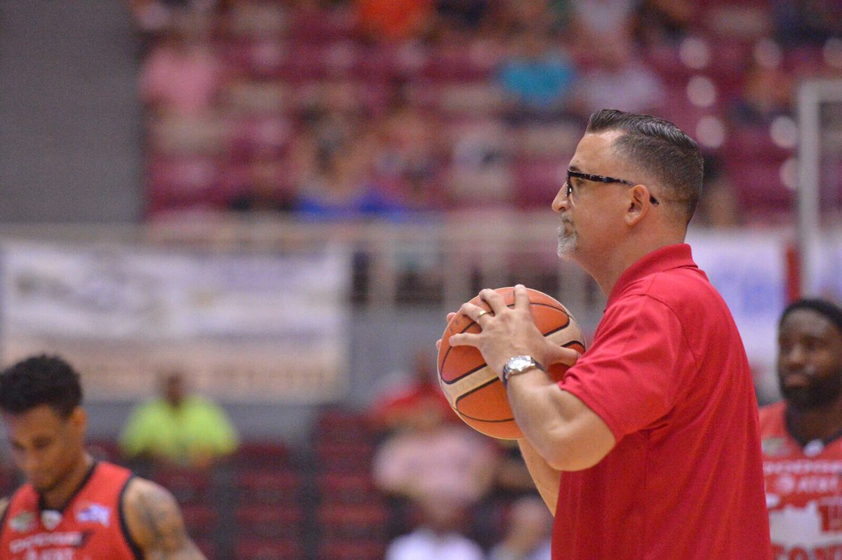 Hoy arranca mi segunda temporada al mano de los <a href="/LeonesPonceBSN/">Leones de Ponce BSN</a>.

¡Bien agradecido con el respaldo de la Fam. Misla-Villalba por la confianza! 

Hemos trabajado arduamente en esta pretemporada, y todos estamos claros cual es nuestro reto.