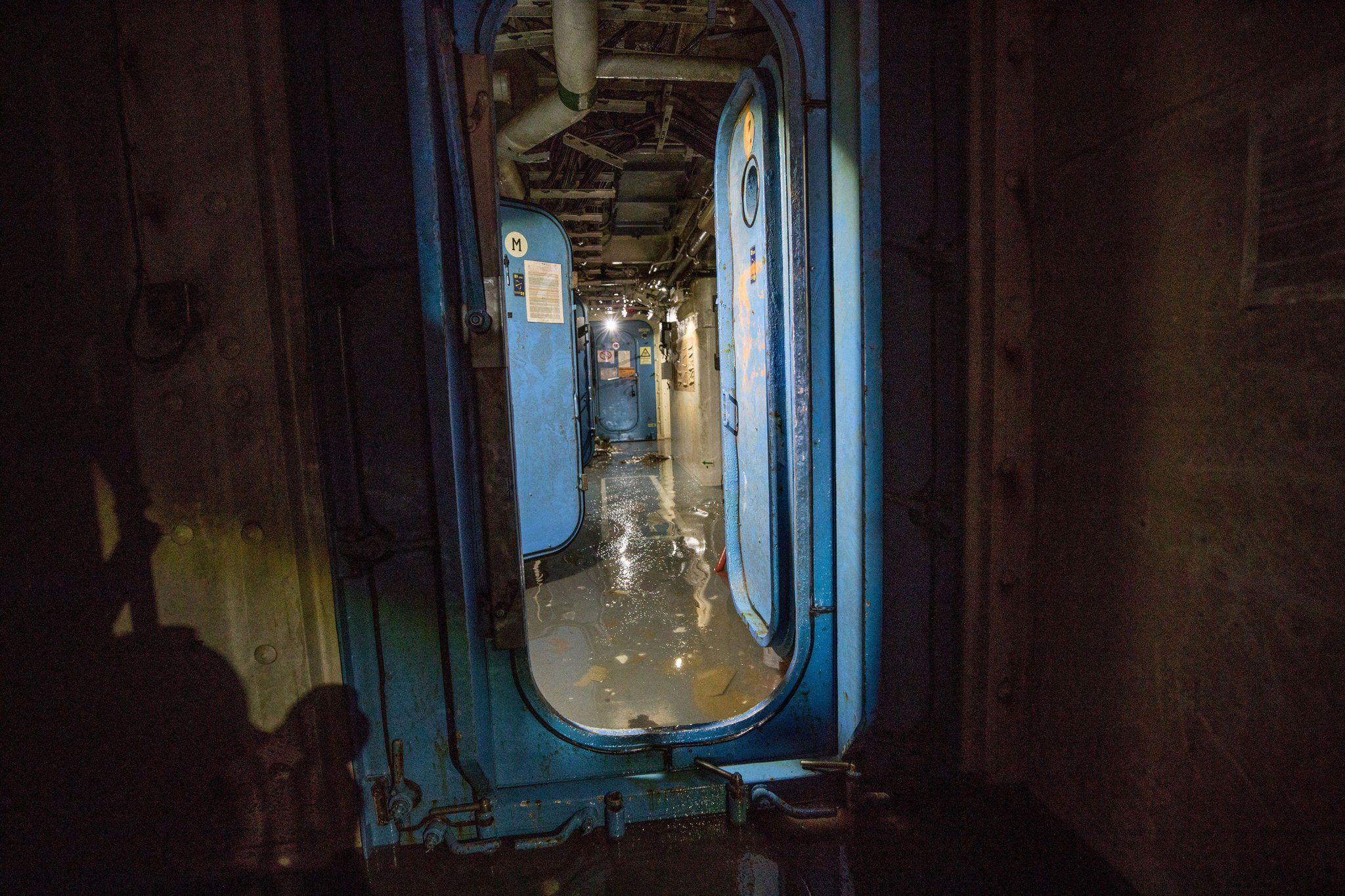 D0rqVk0WwAIt4Kp.jpg:large