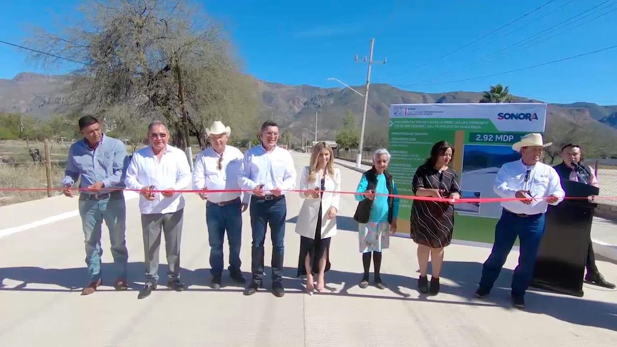 Enrique_Clausen's tweet photo. Es un honor visitar el municipio de Huásabas en representación de la Gobernadora @ClaudiaPavlovic y hacer entrega de obra de pavimentación de la calle Profr. Julián Moreno. 
Gracias por su anfitrionía Alcalde José Fimbres y Lupita Amavizca Presidenta de Granados por acompañarnos. https://t.co/bw5bdpI243