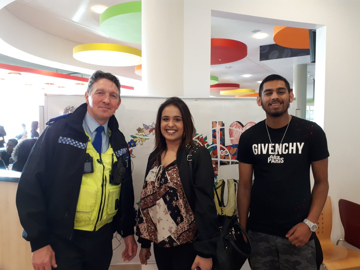 bedscohesion's tweet photo. From Presenters to performances thank you @att10tive for a wonderful event @LutonSixthForm celebrating the #Diversity and #Culture of #Luton seeing the town from the viewpoint of the #Youth #Cohesion #OneLuton https://t.co/FxTX0CWTlH