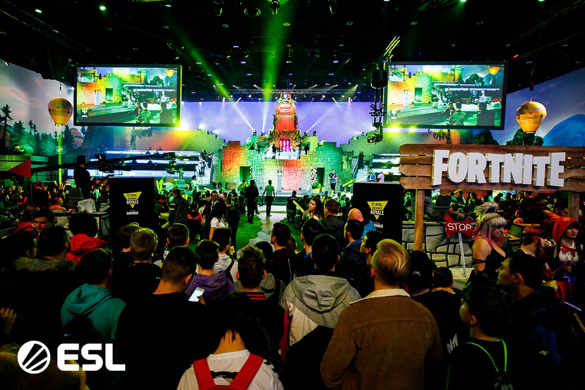 Slasher's tweet photo. Another Huge Esports Weekend
🇵🇱CSGO Major #IEM
🇵🇱SC2 #IEM
🇵🇱Fortnite #IEMKatowice
🇺🇸OW #OWL2019
🇺🇸LoL #LCS
🇩🇪LoL #LEC
🇺🇸Smash #NintendoNOA19
🇯🇵Tekken #Tekken
🇺🇸HS #HCTWinter
🇯🇵SFV #SFL2019
🇺🇸PUBG #NPL
🇺🇸Apex Legends #CodeRedLive
🇪🇺Dota2 #WePlay
🇺🇸WoW #AWC
🇺🇸Halo #H3Winter https://t.co/ht9dDGvyZU