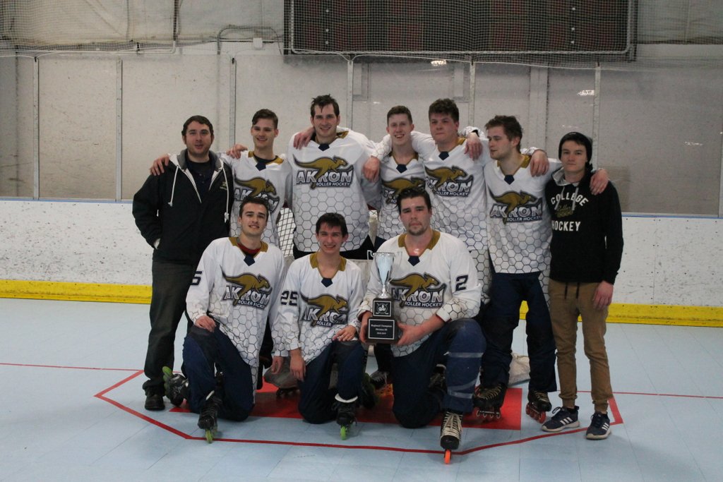 Akron wins the DIII Conference Championship
.
.
.
#collegerollerhockey #rollerhockey #inlinehockey #collegehockey #ncrha #mcrhl