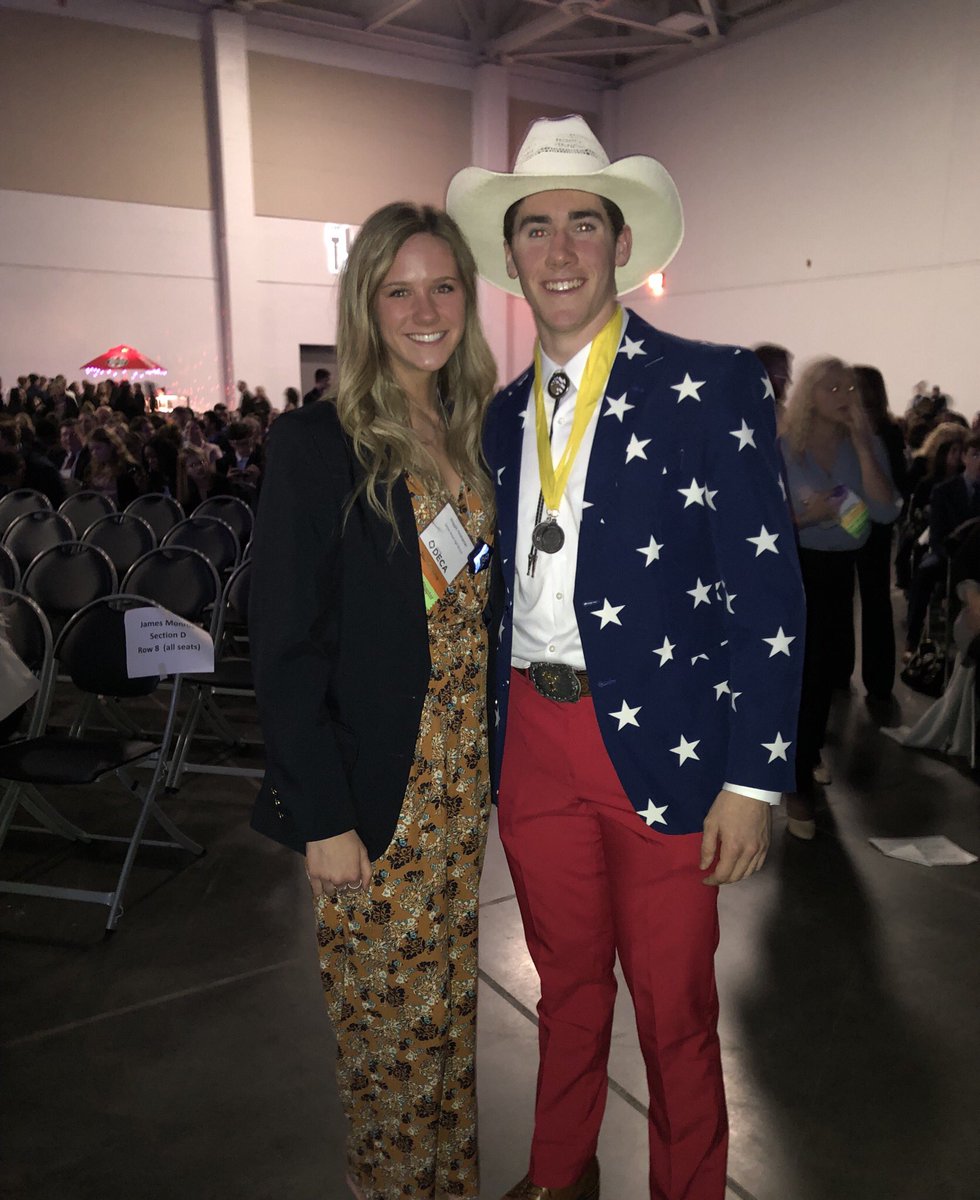 mackenziecanbyy's tweet photo. Twitter do ur thang, please retweet this so Maggie can find her DECA cowboy @maggie_heishman #VASLC https://t.co/ap6GIKK31O