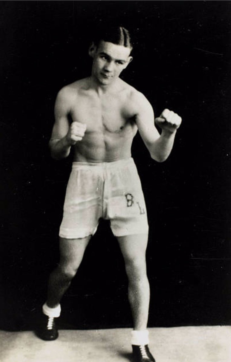 Benny Lynch in colour #andythephotodr 

<a href="/statueforBenny/">Gorbals Legend</a> <a href="/stephen_purdon/">Stephen Purdon</a> <a href="/DavidHaymanJr1/">David Hayman Jr</a> <a href="/Holly_Jack/">Holly Jack</a>