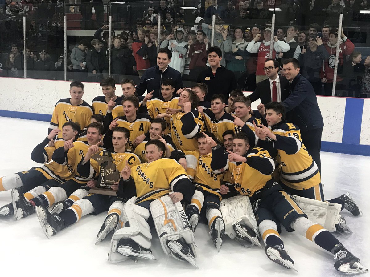 CONGRATS MHSAA Regional Hockey Champions!
EGR defeats Lumen Christy 7-0 to advance to the State Qt Final game on Wednesdsy. #GOEAST <a href="/HeidiKattula/">Heidi Kattula Ed.D.</a> <a href="/BigTeams/">BigTeams</a> <a href="/jhutt5/">Jason Hutton</a> <a href="/jfee37/">Jenny Fee</a> <a href="/jackdoles/">Jack Doles</a> <a href="/Steve_Kaminski/">Steve Kaminski</a> <a href="/Craig_Weigel/">Principal Weigel</a> @JenAlverson