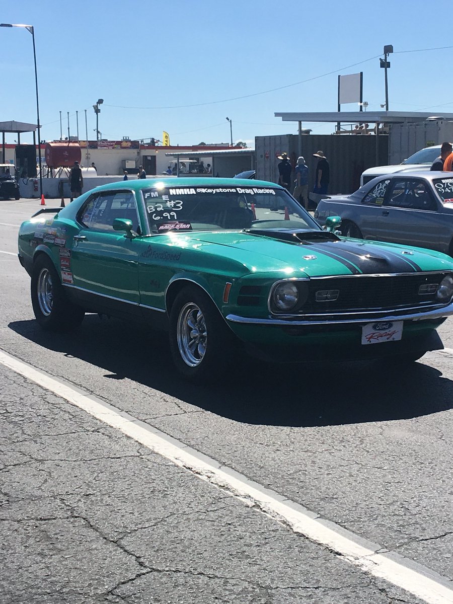 KimmieBTampa's tweet photo. Great day today @NMRAnationals  at the #SpringBreakShootout. Beautiful weather and mega fast cars! https://t.co/Mat0qGO3G4