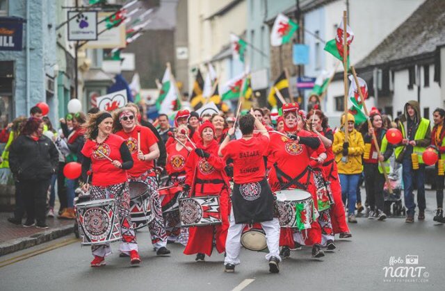 PwllheliGwynedd's tweet photo. Cymreictod Llŷn ac Eifionydd 02/03/19 🏴🏴 #Pwllheli #dathluCymreictod #urddas @CyngorGwynedd @Siarteriaith @ComyGymraeg @AledLlanbedrog @Rhuanedd https://t.co/qHZeBIVYEB