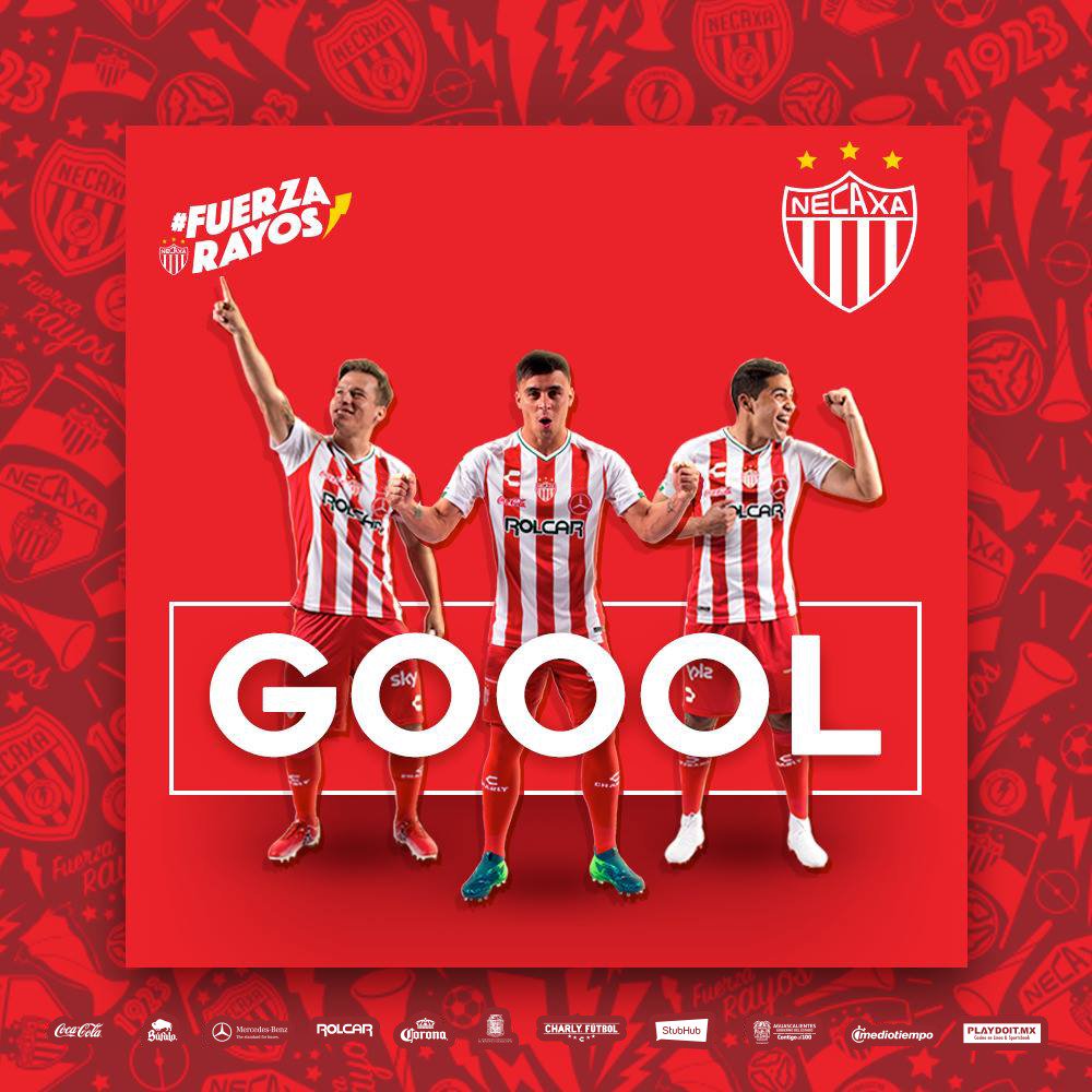 ClubNecaxa's tweet photo. 03'⏱️| #CAZvsNEC | 0-1 | #LIGABancomerMX | ¡Gooooooool! Gran remate de Brian Fernández para ponernos arriba en el marcador. https://t.co/jm05OTnUi7