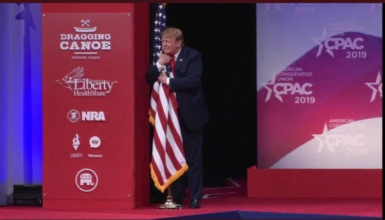 BillKristol's tweet image. The flag’s just not that into you, Donald.