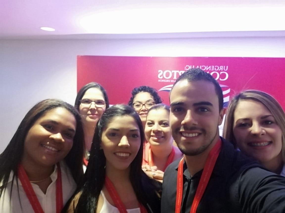 oscarze13's tweet photo. Congreso “Urgencia UC: Conceptos”

Equipo de Enfermería, CAIS Dr. Marcial Fallas Díaz.
•
•
#Enfermería #Emergencias #Urgencias #Trauma #CuidadosIntensivos #ConceptosCR @ConceptosCr19 https://t.co/5I2whdZfb9