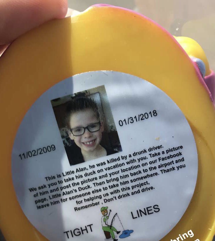 cari0628's tweet image. Found this little Duck at the airport today! Alan you will be coming in spirit with us to the
@Pink concert! We can tell your family loved you very much! Please spread his message to NEVER drink and drive!! @ Little Alan’s Duck❤️