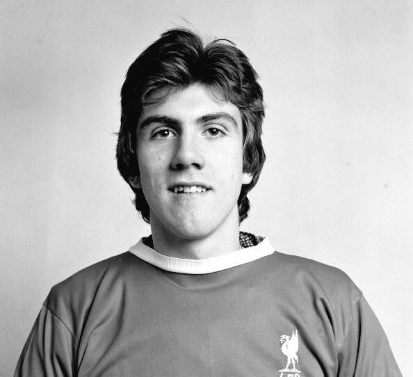 OldFootball11's tweet photo. #MaxThompson started his career with #LiverpoolFC and broke the club record for being the youngest player to appear for #LFC, when #BillShankly handed him his First Division debut at the end of the 1973/74 season against #THFC on 8 May 1974, at the age of 17 years and 128 days. https://t.co/38CgW5g3Sl