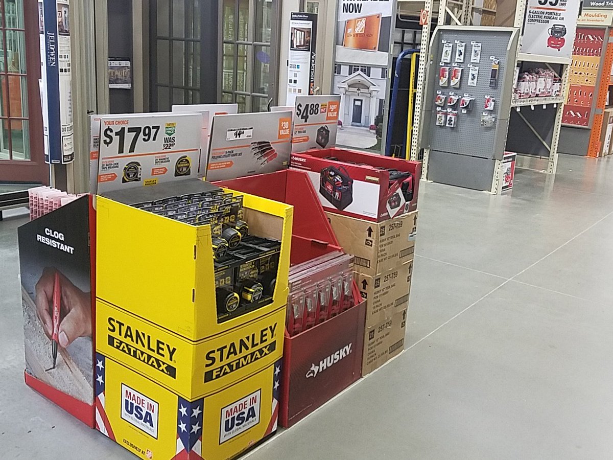 Hardware racetrack set @ORANGEoregonian <a href="/ryan_quam/">Ryan Quam</a>