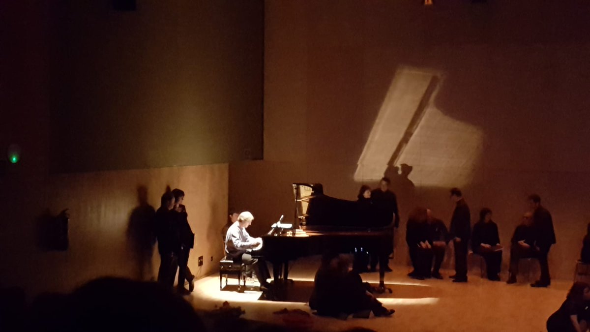 coralbellesarts's tweet photo. Imatges del concert d'avui. Gràcies #AdolfPla, #SandraBallbè, @enricarqui i #JordiLluch! https://t.co/t8ysPBjtUb