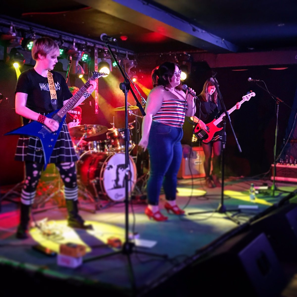 TomGirard's tweet photo. Another great night from @Havoc_Events at the @fermaintavern with #KiyaAshton, @VICE_GSY, #CoastalFireDept and @KINGSIVVI!

#music #livemusic #guernsey https://t.co/lnhLDr375q
